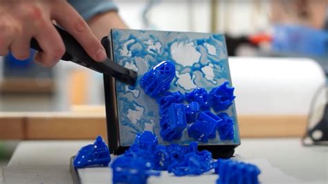 how long can you leave a resin print on the build plate? exploring the factors influencing post-print handling